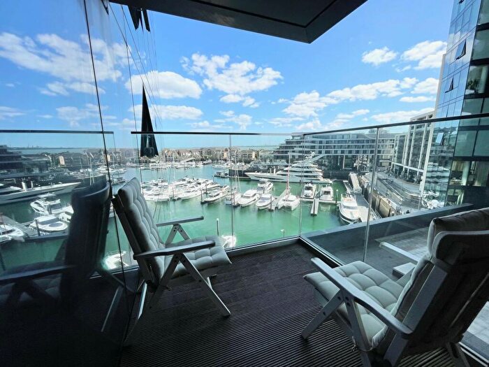 2 Bedroom Apartment To Rent In The Hawkins Tower, Ocean Village, SO14