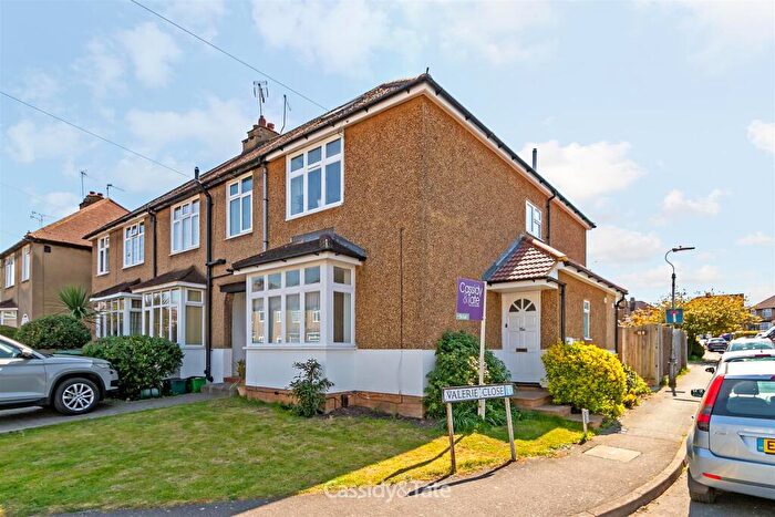 2 Bedroom Maisonette To Rent In A Campfield RoadSt AlbansHertfordshire, AL1