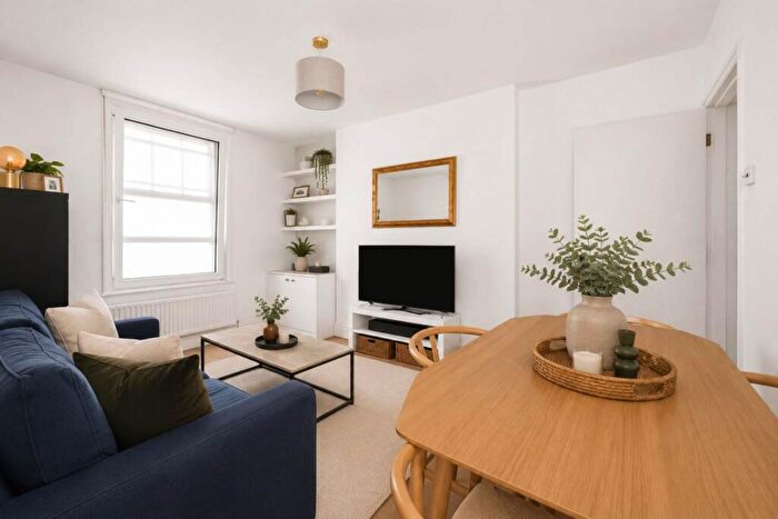 2 Bedroom Apartment To Rent In Paul Street, Old Street, EC2A