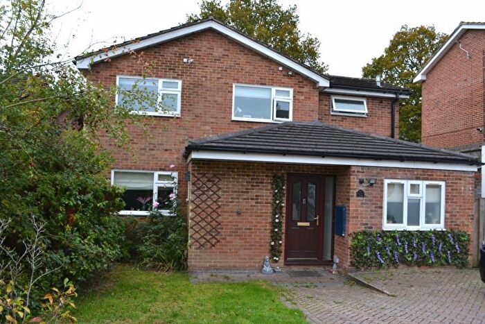 5 Bedroom Detached House For Sale In Deakin Leas, Tonbridge, TN9