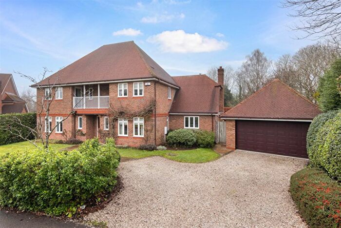 5 Bedroom Detached House For Sale In Kington Rise, Claverdon, Warwick, CV35