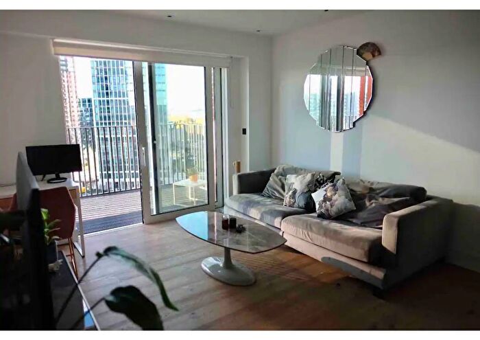 1 Bedroom Flat To Rent In Exchange Gardens, London, SW8