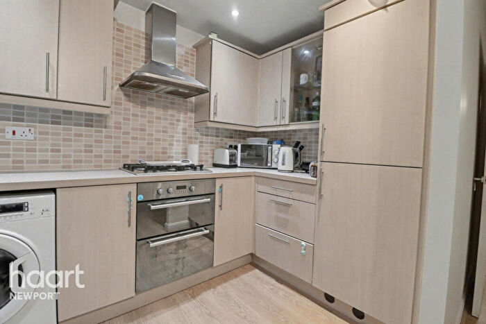 2 Bedroom Apartment For Sale In Flavius Close, Newport, NP18