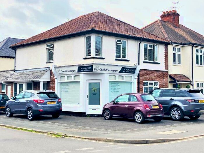 2 Bedroom Flat To Rent In Woking, Surrey, GU21