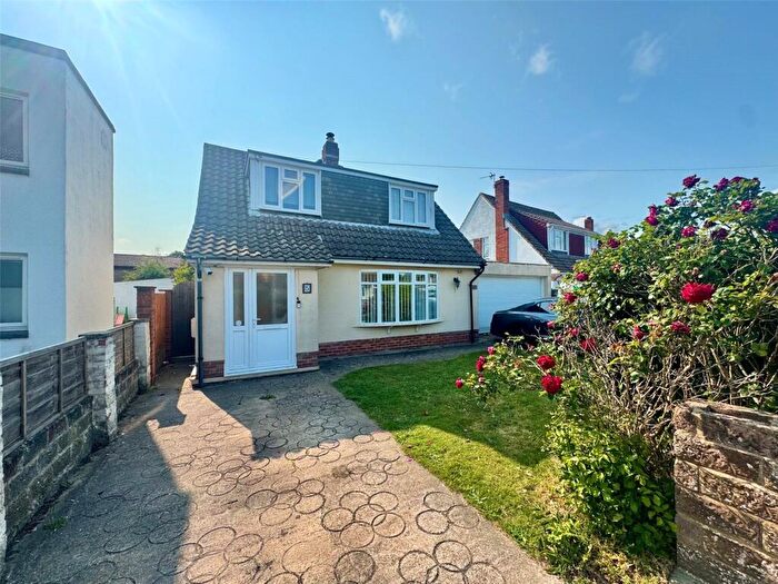 3 Bedroom Detached House For Sale In Magdala Road, Hayling Island, Hampshire, PO11