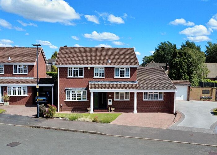 4 Bedroom Detached House For Sale In Ashfern Drive, Walmley, Sutton Coldfield, B76