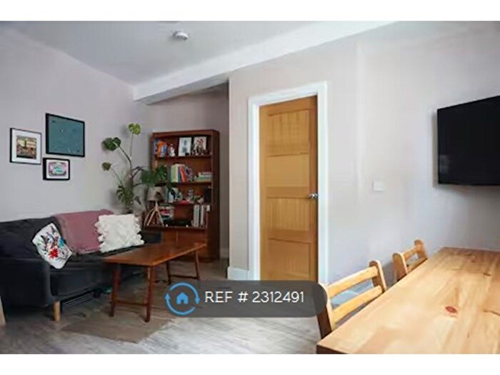 1 Bedroom Flat To Rent In Great Junction Street, Edinburgh, EH6