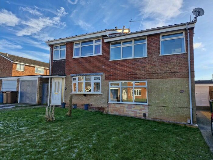 3 Bedroom Semi-Detached House To Rent In Wildwood Drive, Stafford, ST17