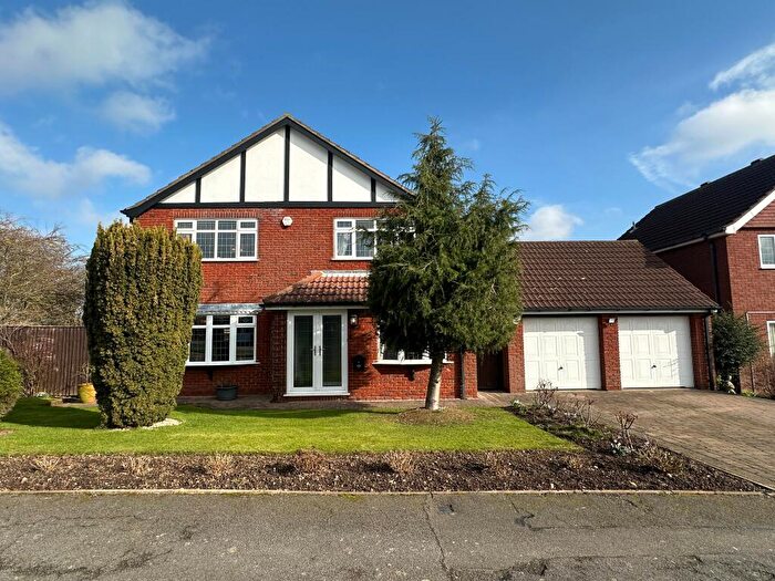 4 Bedroom Detached House For Sale In Belvoir Road, Cleethorpes, DN35