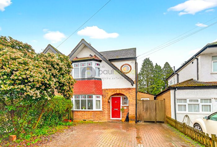 3 Bedroom Semi Detached House For Sale In Lacey Avenue, Coulsdon, Surrey, CR5