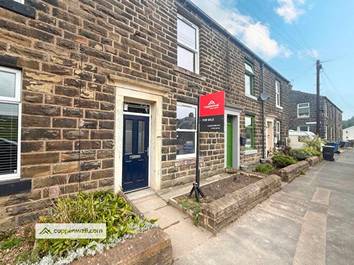 2 Bedroom Terraced House For Sale In Burnley Road, Loveclough, Rossendale, BB4