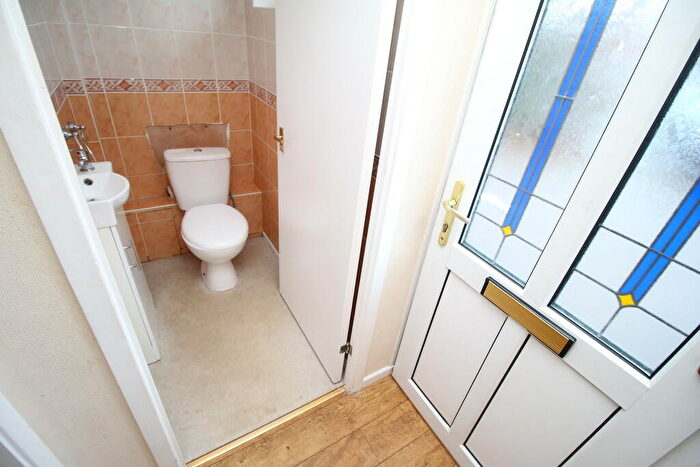 4 Bedroom Detached House For Sale In Chatsworth Drive, Whitestone, Nuneaton, CV11