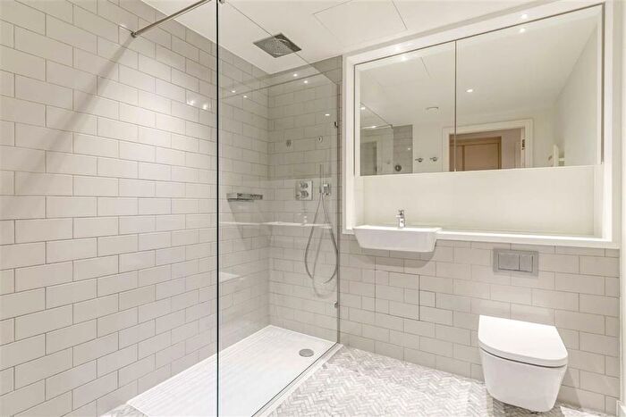 1 Bedroom Flat To Rent In Hobhouse Court, Fitzrovia Amp; Covent Garden, SW1Y