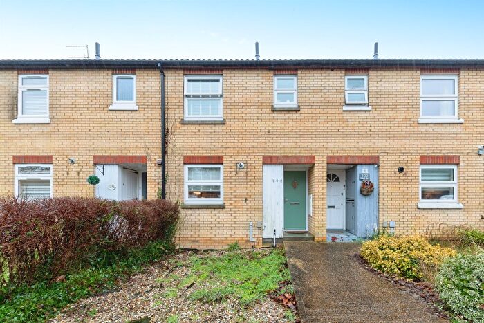 2 Bedroom Terraced House For Sale In Ludwick Way, Welwyn Garden City, AL7