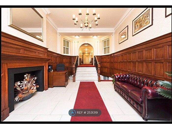 3 Bedroom Flat To Rent In Maida Vale, London, W9