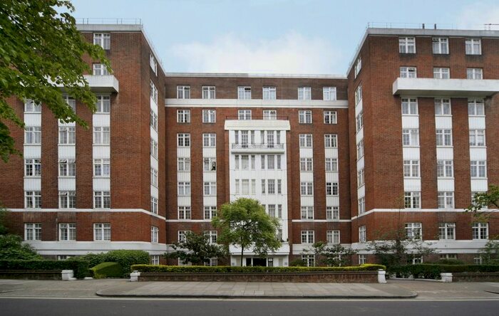 Studio To Rent In Langford Court, Abbey Road, NW8