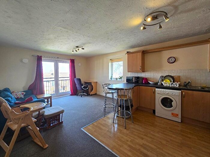 2 Bedroom Flat To Rent In Broad Lane, Lower Eastern Green, CV5