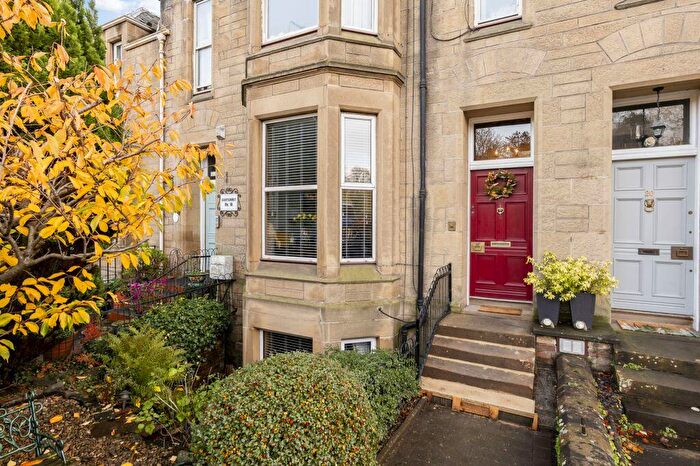 4 Bedroom Flat For Sale In Downie Terrace, Edinburgh, EH12