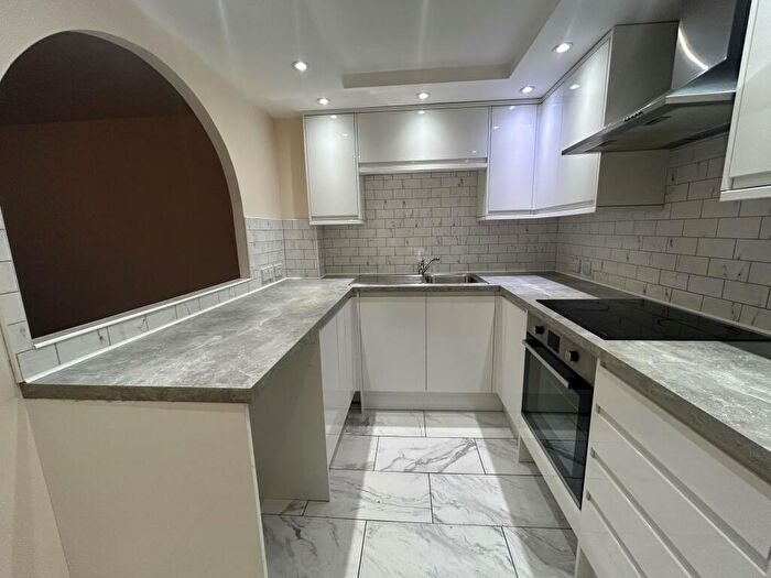 2 Bedroom Flat To Rent In Central Swindon, SN1