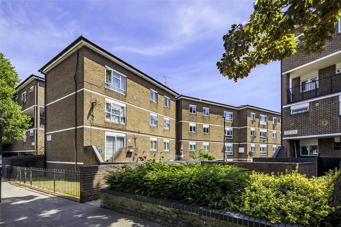 3 Bedroom Flat To Rent In Hungerford Road, Islington, N7