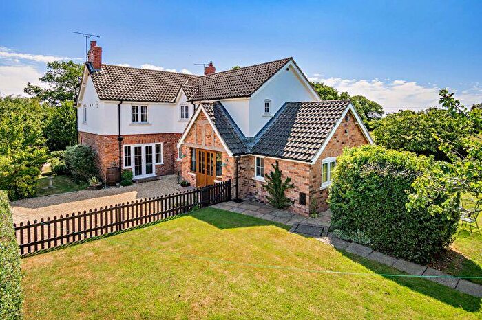 4 Bedroom Detached House For Sale In Ridley, Nr. Tarporley, CW6