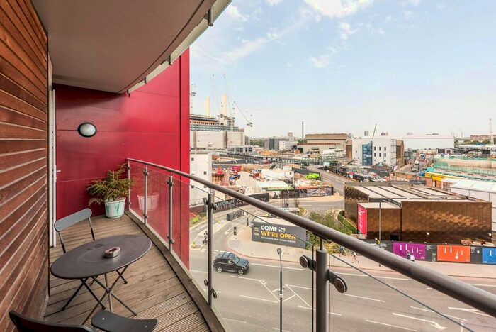 2 Bedroom Flat To Rent In Battersea Park Road, Nine Elms, London, SW8