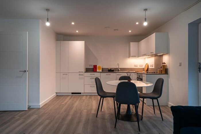 2 Bedroom Flat To Rent In Flat, Ryland House, Sherborne Street, Birmingham, F15