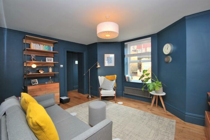 1 Bedroom Flat To Rent In Barry Road East Dulwich, SE22