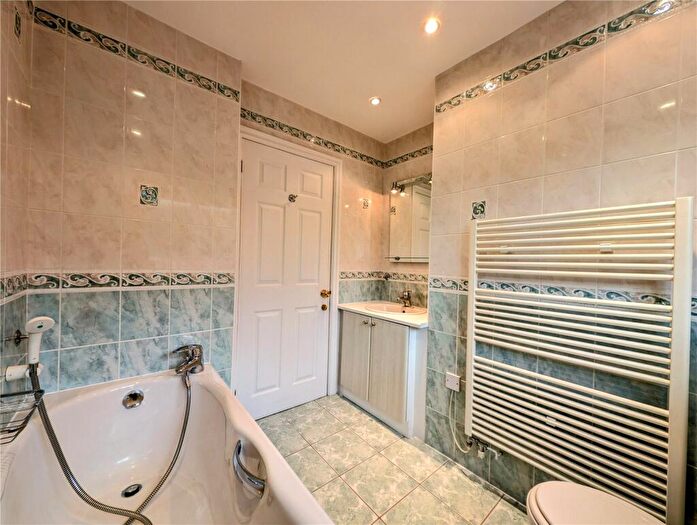 3 Bedroom Bungalow For Sale In Honeybrook Lane, Kidderminster, Worcestershire, DY11