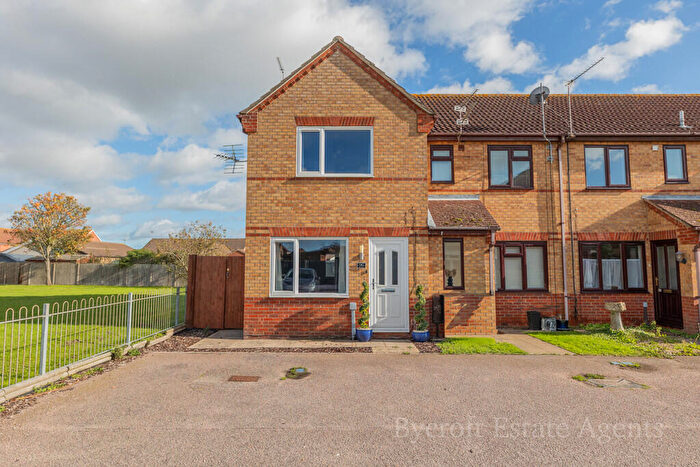 2 Bedroom End Of Terrace House For Sale In El Alamein Way, Bradwell, NR31