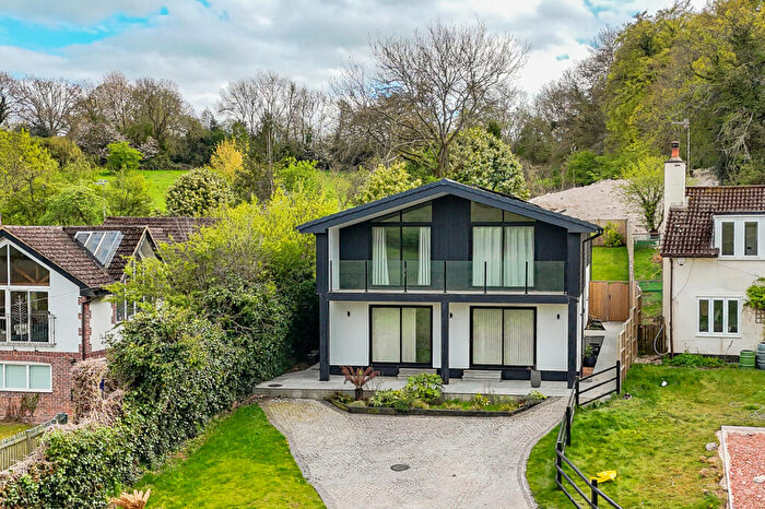 4 Bedroom Detached House For Sale In Nags Head Lane, Great Missenden, HP16