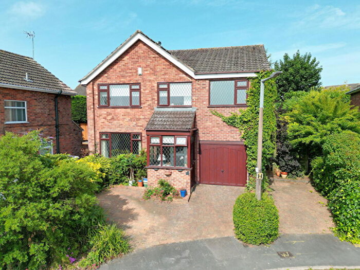 4 Bedroom Detached House For Sale In Yew Tree Avenue, Derby, DE72