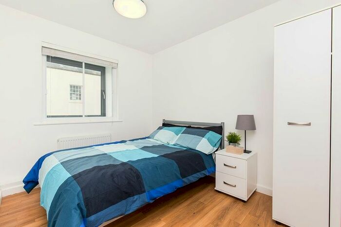 4 Bedroom Flat To Rent In Carlton Place, Southampton SO15