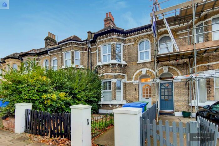 5 Bedroom Terraced House To Rent In Barry Road, London, SE22