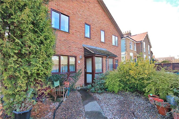1 Bedroom Terraced House To Rent In Shortwood Common, Staines-Upon-Thames, Surrey, TW18