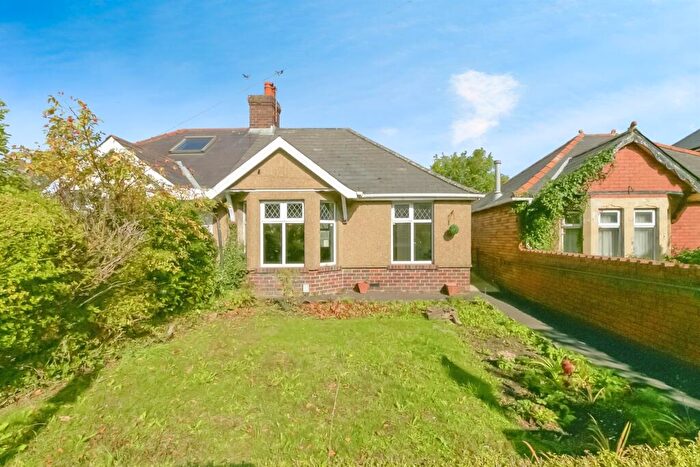 2 Bedroom Semi-Detached Bungalow For Sale In Tynewydd Road, Barry, CF62