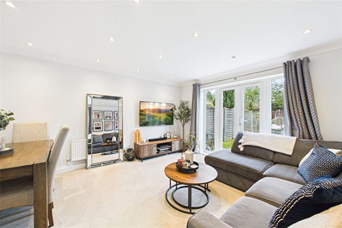 2 Bedroom Terraced House For Sale In Evesham Place, Wokingham, Berkshire, RG41