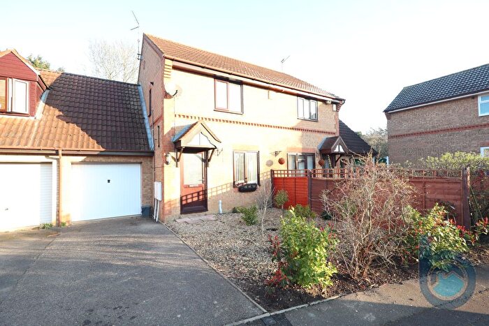 2 Bedroom Semi-Detached House To Rent In Caldervale, Peterborough, PE2