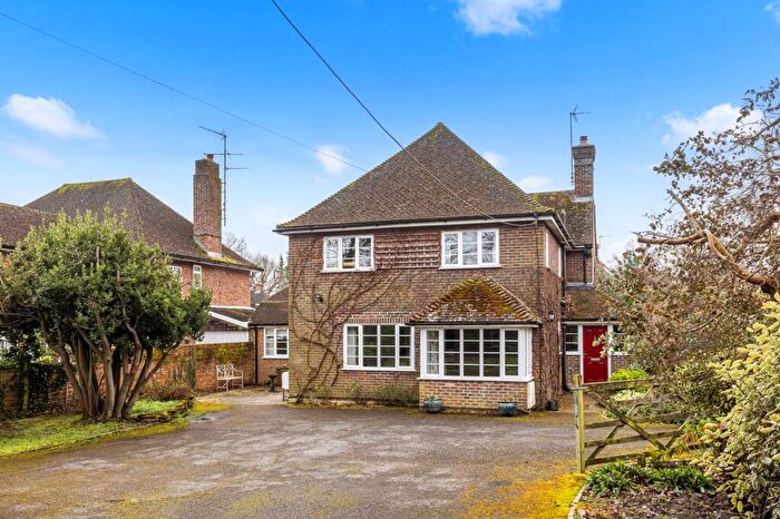 5 Bedroom Detached House For Sale In Lyons Road, Slinfold, RH13