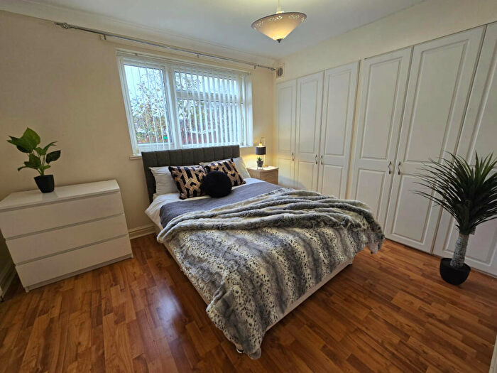 1 Bedroom Terraced House To Rent In Park Row, Hull, HU2