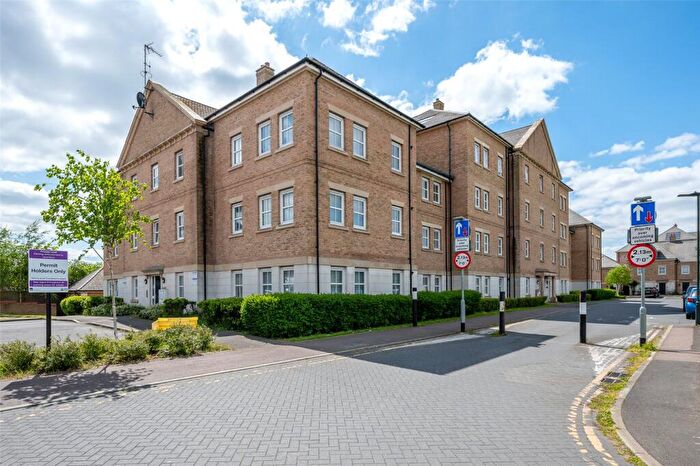 2 Bedroom Apartment To Rent In Amethyst Court, Rainbow Road, DA8