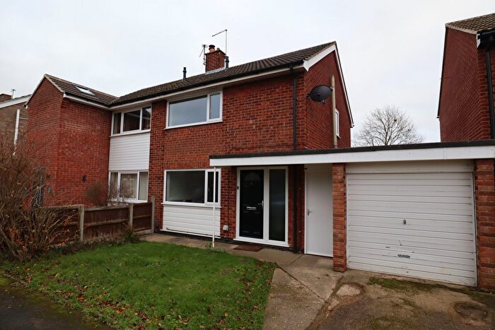 3 Bedroom Semi-Detached House To Rent In St. Hugh's Close, Cherry Willingham, LN3