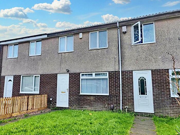 3 Bedroom Terraced House To Rent In Sheen Court, Kingston Park, Newcastle Upon Tyne, Tyne And Wear, NE3