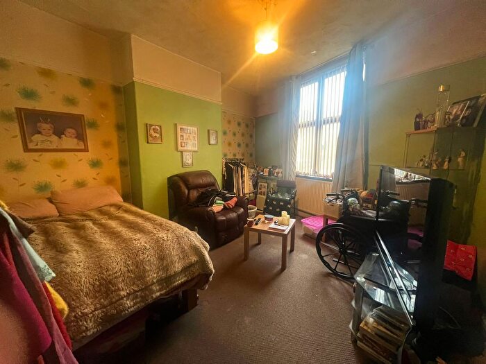 3 Bedroom End Of Terrace House For Sale In Lugsdale Road, Widnes, WA8