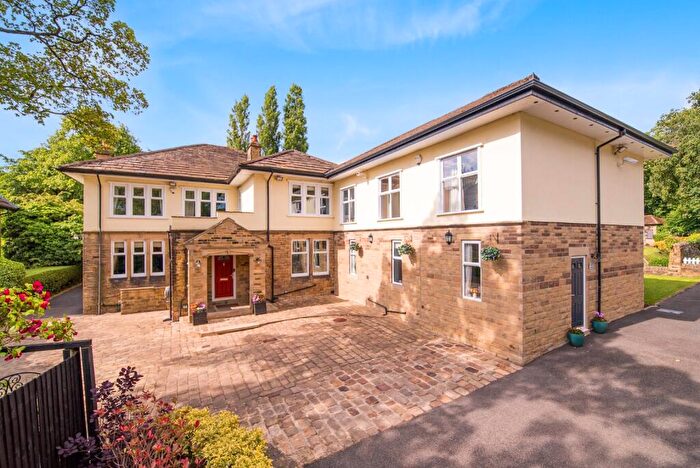 6 Bedroom Detached House For Sale In Leeds Road, Idle, Bradford, West Yorkshire, BD10