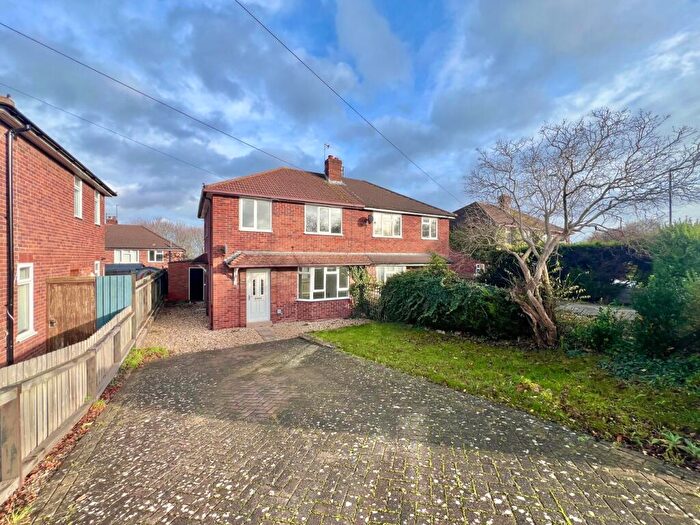 3 Bedroom Semi Detached House For Sale In Westfaling Street, Hereford, HR4