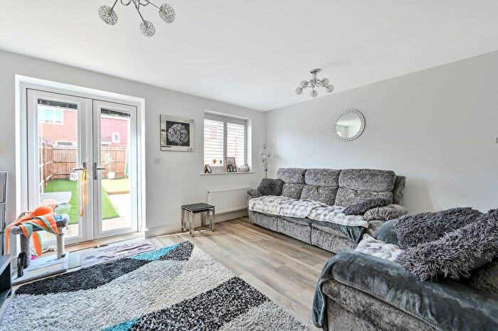 2 Bedroom Terraced House To Rent In Callingham Close, Guildford, Guildford, GU3