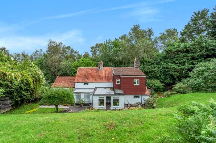 3 Bedroom Detached House For Sale In Foxholes, Warminster, BA12