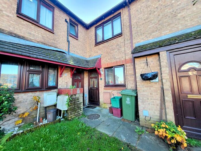 3 Bedroom Terraced House To Rent In Winifred Road, Erith, Kent, DA8