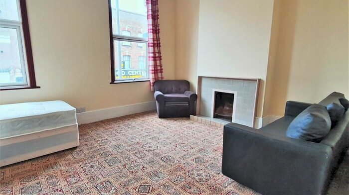 1 Bedroom Flat To Rent In High Road Leytonstone, London, E11